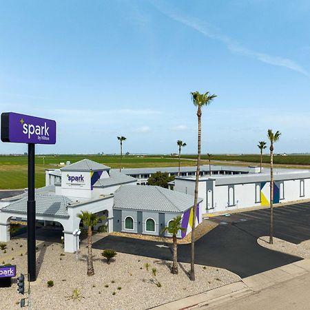 Spark By Hilton Santa Nella Zewnętrze zdjęcie